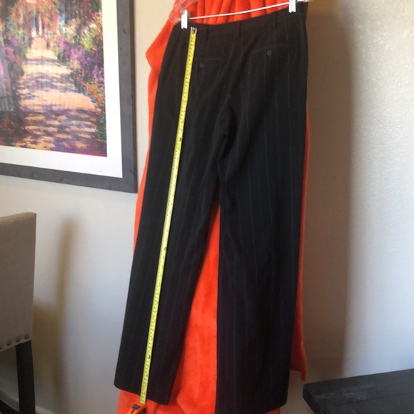 #17 Classic Pin Striped Business Pants 🧷 - Picture 12 of 17